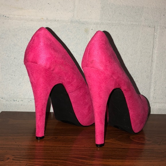 Stephanie II By ShoeDazzle heels - Picture 3 of 3